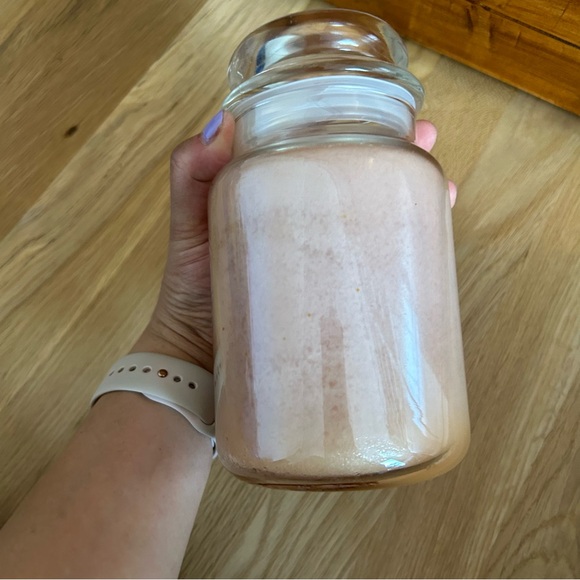 Yankee Candle Rainbow Shake 22oz Jar NEW - Picture 3 of 5